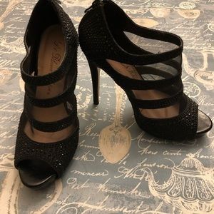 DE BLOSSOM Stiletto Pumps size 7 shoe